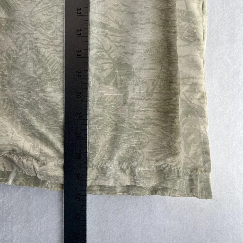 Tommy Bahama Hawaiian Shirt Mens Size Large Floral Jacquard Textured Silk Beige - Picture 10 of 10